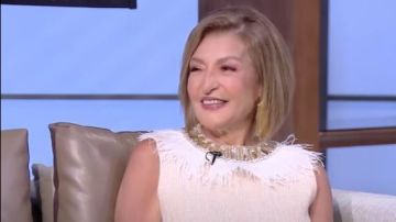 من قاعات البنوك إلى أضواء الشاشة.. ليلى عز العرب تحكي رحلة الجرأة والشغف من قاعات البنوك إلى أضواء الشاشة.. ليلى عز العرب تحكي رحلة الجرأة والشغف