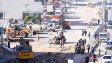 خلال جولة ميدانية .. محافظ الإسكندرية: لا تراجع عن استعادة الانضباط المروري