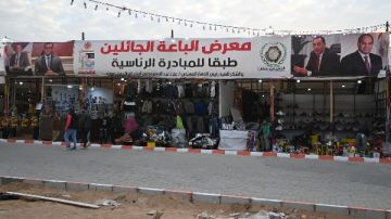 نقلة حضارية جديدة بالعاشر من رمضان بافتتاح سوق منظم للباعة الجائلين.. صور