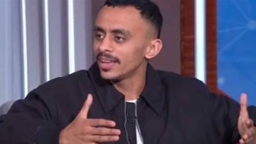 إحنا آسفين يا قدوتنا.. كزبرة يوجه الدعم لمحمد صلاح بعد الهجوم عليه إحنا آسفين يا قدوتنا.. كزبرة يوجه الدعم لمحمد صلاح بعد الهجوم عليه