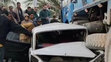 النقل عجن التاكسي.. إصابة 3 أشخاص في حادث تصادم أعلى كوبري الواسطى بأسيوط