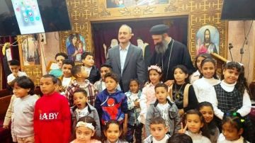 محافظ أسوان يكلف رؤساء المراكز والمدن بتقديم التهنئة بمناسبة عيد الميلاد المجيد