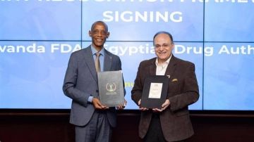 هيئة الدواء توقع مذكرة تفاهم مع هيئة الغذاء والدواء الرواندية لتعزيز جودة المنتجات الطبية هيئة الدواء توقع مذكرة تفاهم مع هيئة الغذاء والدواء الرواندية لتعزيز جودة المنتجات الطبية