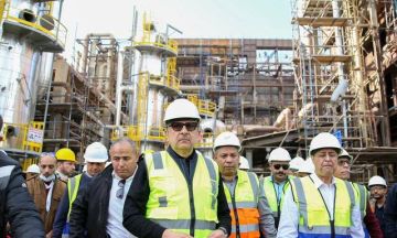 وزير قطاع الأعمال يتفقد الدلتا للأسمدة لمتابعة إعادة التشغيل