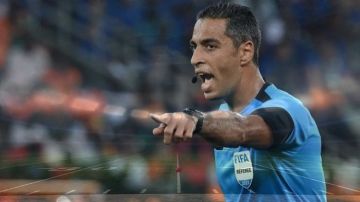 أمين عمر حكما لمباراة المغرب والكاميرون في أمم إفريقيا