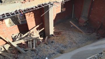 الدقهلية: إزالة حوائط الدور الثامن وسقف الدور السابع العلوي بطلخا