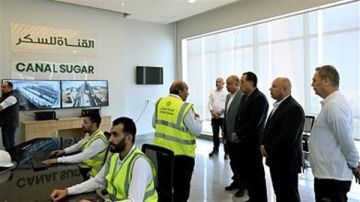 رئيس الوزراء يتفقد التشغيل التجريبي لمصنع القناة للسكر بالمنيا