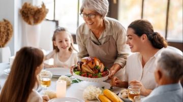 رعاية الأجداد للأحفاد تحميهم من مرض خطير.. دراسة تكشف فوائد غير متوقعة