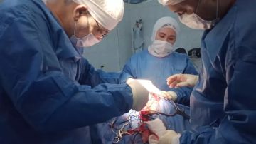 طوارئ جامعة سوهاج : إنقاذ ذراع طفل بعد إصابة مروعة بطاحونة قمح طوارئ جامعة سوهاج : إنقاذ ذراع طفل بعد إصابة مروعة بطاحونة قمح