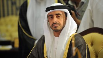 عبد الله بن زايد: الإمارات ترحب بالمفاوضات الثلاثية لإنهاء الحرب الروسية الأوكرانية عبد الله بن زايد: الإمارات ترحب بالمفاوضات الثلاثية لإنهاء الحرب الروسية الأوكرانية