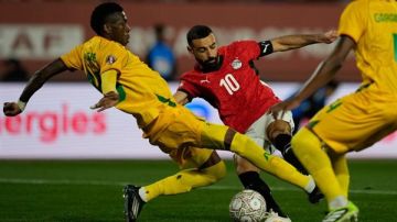 قبل مواجهة كوت ديفوار.. محمد صلاح يكتب تاريخا ذهبيا في بطولة أمم أفريقيا