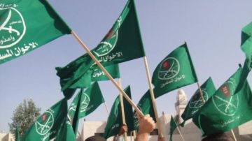 باحث: تصنيف الإخوان كجماعة إرهابية دولية يفتح الباب لملاحقة قياداتها وأموالها عالميا