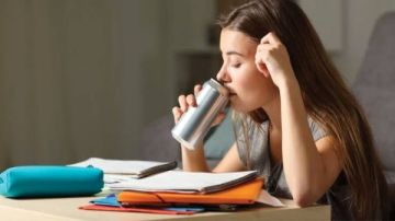 بعد التحذير من مشروبات الطاقة.. بدائل طبيعية تمنحك نشاط وحيوية لا تتوقعها