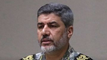 صواريخنا جاهزة .. الجيش الإيراني يهدد حاملات الطائرات الأمريكية بـ رد صاعق صواريخنا جاهزة .. الجيش الإيراني يهدد حاملات الطائرات الأمريكية بـ رد صاعق