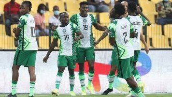 انتهاء أزمة تمرد نجوم منتخب نيجيريا قبل مواجهة الجزائر بكأس أمم إفريقيا