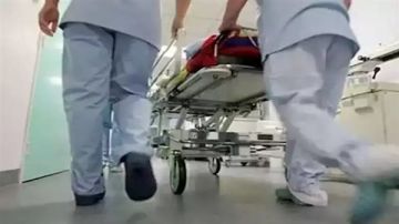 بسبب وجبة سمك.. إصابة 4 أفراد من أسرة واحدة بالتسمم في بني سويف بسبب وجبة سمك.. إصابة 4 أفراد من أسرة واحدة بالتسمم في بني سويف