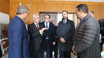 رئيس جامعة المنيا: تدشين 26 وحدة أسنان جديدة وبدء التوسعات الشاملة بمستشفى كلية طب الأسنان