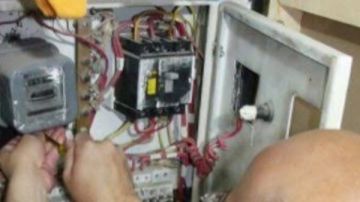 مصطفى بكري: الأوضاع الاجتماعية التي نعيشها الآن لا تستوجب رفع عقوبة سرقة التيار الكهربائي بهذا الشكل