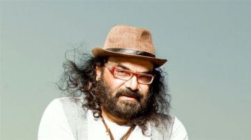 أخدت غرضها مني وعملتلي بلوك.. أبو الليف يحكي تفاصيل خلافه مع مذيعة شهيرة أخدت غرضها مني وعملتلي بلوك.. أبو الليف يحكي تفاصيل خلافه مع مذيعة شهيرة