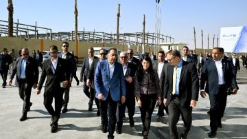 مدبولي يفتتح مصنعين للطاقة الشمسية والمنسوجات بالمنطقة الاقتصادية لقناة السويس