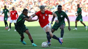 مدرب نيجيريا: الميدالية البرونزية مكافأة النسور فى كأس أمم إفريقيا