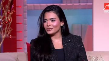 أسماء جلال تكشف لأول مرة كواليس مشهد البنطلون الجلد