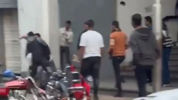 ضبط المتهمين بالتشاجر بأسلحة بيضاء أمام مجمع بريد بورسعيد