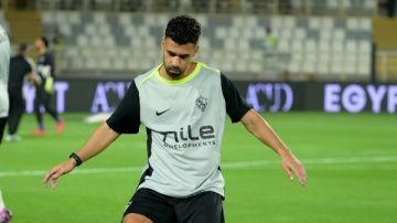 عبدالله السعيد وربيع يؤديان تدريبات تأهيلية في مران الزمالك