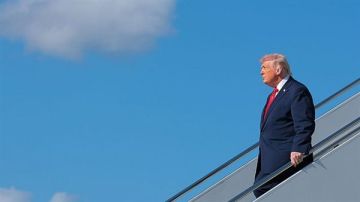 عطل فني يضرب طائرة ترامب في الجو أثناء توجهه إلى دافوس تفاصيل