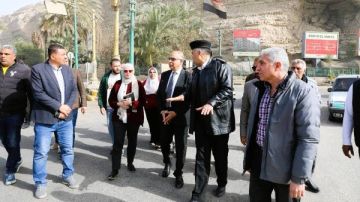 لمنع الحوادث والاختناقات المرورية.. تطوير المدخل الشرقي وتوسعة ميدان القرداحي بالمنيا