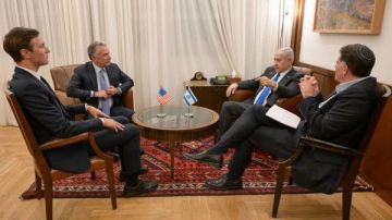 هيئة البث الاسرائيلية: مبعوثا الرئيس الامريكي ويتكوف وكوشنر يلتقيان مع نتنياهو