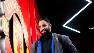 أنا المدير الفني.. رسالة نارية من أموريم تهز مانشستر يونايتد .. التفاصيل الكاملة لتوتر العلاقة بين المدرب وإدارة النادي الإنجليزي