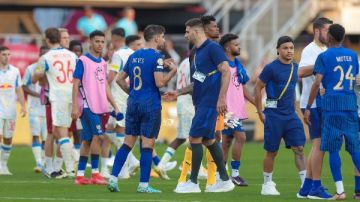 التشكيل الرسمي لقمة الهلال والنصر في الدوري السعودي