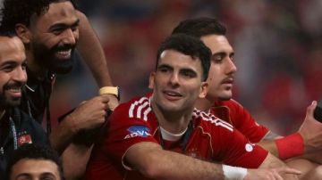 حسين الشحات يهنئ زيزو بعيد ميلاده ماذا قال؟