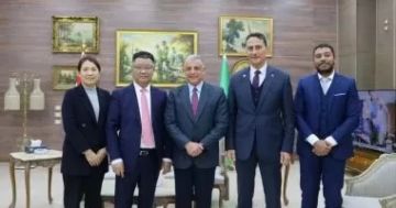 محافظ الإسماعيلية يستقبل مستثمر صيني بالمنطقة الحرة لبحث فرص التوسع الاستثماري محافظ الإسماعيلية يستقبل مستثمر صيني بالمنطقة الحرة لبحث فرص التوسع الاستثماري