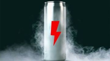 الإفتاء حرمتها شرعا.. ماذا تفعل مشروبات الطاقة في جسمك؟