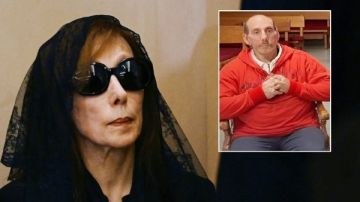 ربنا يطبطب على قلبها ويسكن ألمها.. محمد خير ينعى ابن فيروز الأصغر ربنا يطبطب على قلبها ويسكن ألمها.. محمد خير ينعى ابن فيروز الأصغر