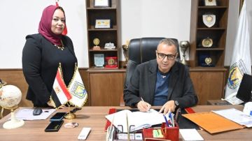 محافظ جنوب سيناء يعتمد نتيجة الشهادة الإعدادية للفصل الأول بنسبة نجاح 71.84 محافظ جنوب سيناء يعتمد نتيجة الشهادة الإعدادية للفصل الأول بنسبة نجاح 71.84