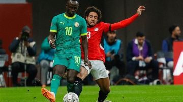 ماذا قالت صحف إنجلترا بعد فوز السنغال على مصر وتأهلها لنهائي كأس أمم إفريقيا؟