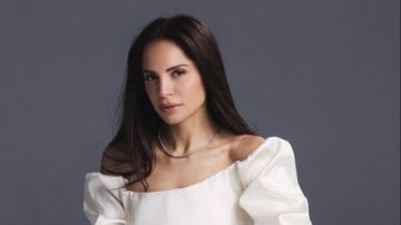 بإطلالة بيضاء ملائكية.. آمال ماهر تتألق في أحدث ظهور