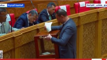 بدء تصويت النواب لاختيار رئيس المجلس بدء تصويت النواب لاختيار رئيس المجلس