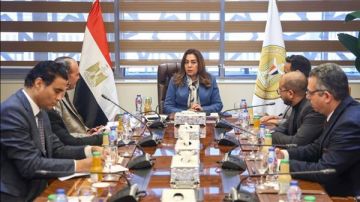 لإعادتها كوجهة سياحية.. وزيرة التنمية المحلية تناقش رؤية تطوير وتنمية مدينة رشيد