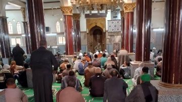 ماتت بغيبوبة سكر اثناء ملاحظة الامتحانات.. تشييع جثمان معلمة المنوفية ماتت بغيبوبة سكر اثناء ملاحظة الامتحانات.. تشييع جثمان معلمة المنوفية