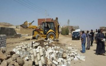 محافظ الإسكندرية يوجه بالتصدي للبناء المخالف والتعديات على الأراضي الزراعية محافظ الإسكندرية يوجه بالتصدي للبناء المخالف والتعديات على الأراضي الزراعية