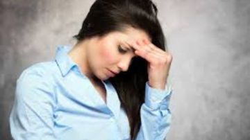 مش تعبانة أنا منهكة.. علامات الإرهاق العاطفي حين يسرق طاقتك لا تتجاهليها مش تعبانة أنا منهكة.. علامات الإرهاق العاطفي حين يسرق طاقتك لا تتجاهليها