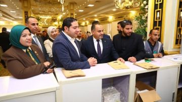 نائب محافظ بني سويف يتفقد القافلة الطبية الشاملة لمؤسسة مصر الخير