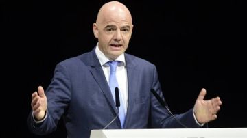 نهائي كأس أمم إفريقيا يشعل الجدل.. رئيس الفيفا يعلق على أحداث المغرب والسنغال نهائي كأس أمم إفريقيا يشعل الجدل.. رئيس الفيفا يعلق على أحداث المغرب والسنغال