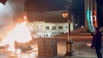 وسط تصاعد الاحتجاجات.. الخارجية الأمريكية تحث رعاياها على مغادرة إيران فورا