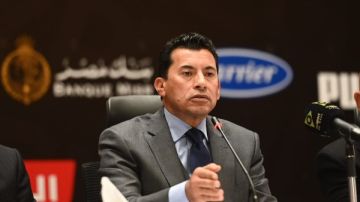 أشرف صبحي: رؤية 2038 لتطوير الكرة المصرية هدفها استعادة الريادة الإفريقية.. فيديو أشرف صبحي: رؤية 2038 لتطوير الكرة المصرية هدفها استعادة الريادة الإفريقية.. فيديو