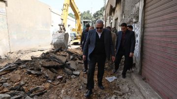 محافظ الغربية يتفقد أعمال رصف شارع المقابر بحي ثان المحلة